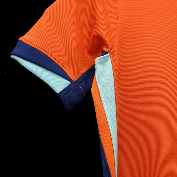 24/25 Holland home kit