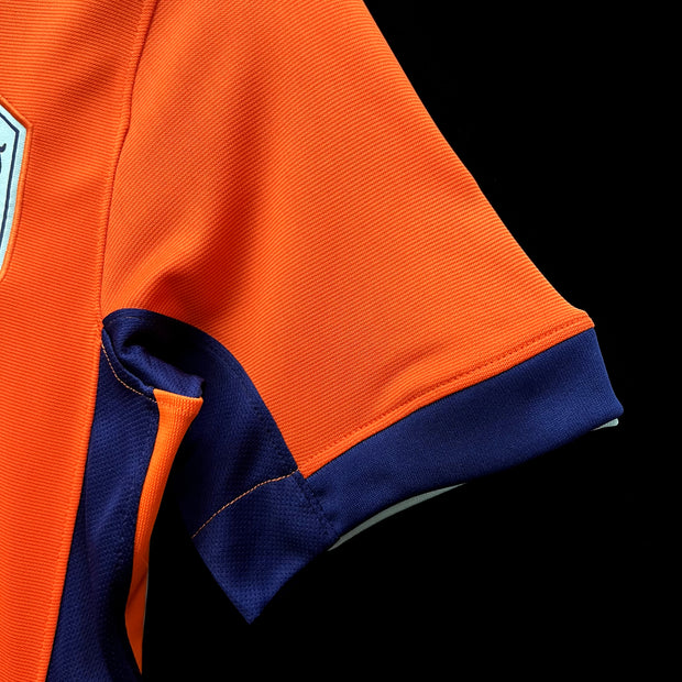 24/25 Holland home kit