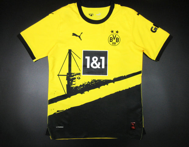 2023-24 Borussia Dortmund home Player version