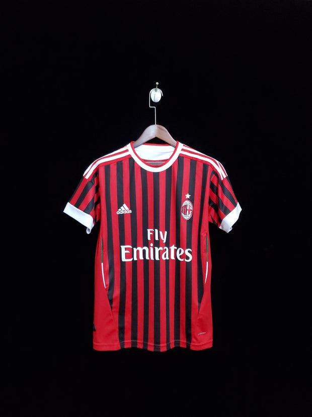 Retro 11-12 AC Milan Home S-2XL