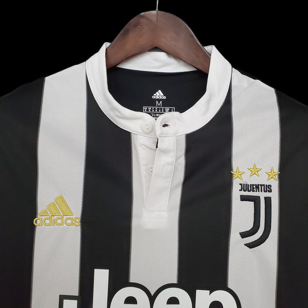 Retro Juventus 17-18 home S-2XL