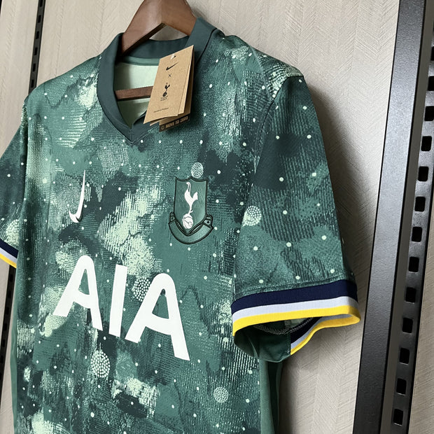 Tottenham Hotspur 2024-25 third Kit