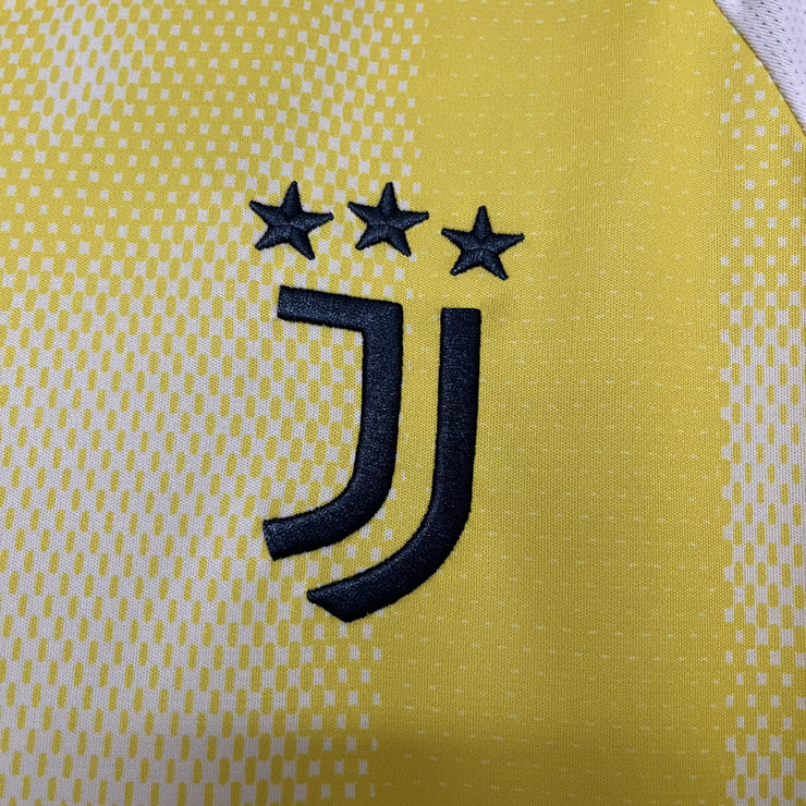 Juventus 2024-25 Away Kit