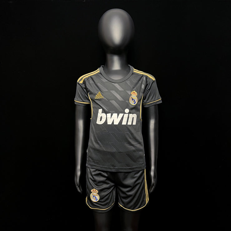 Retro Real Madrid 12/13 away Kids 16-28